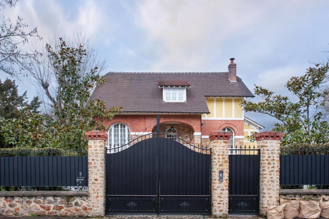 Photo of Others in Orsay