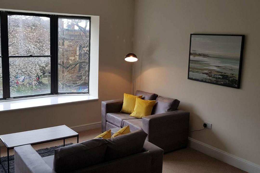 Photo of Livingroom in Northampton