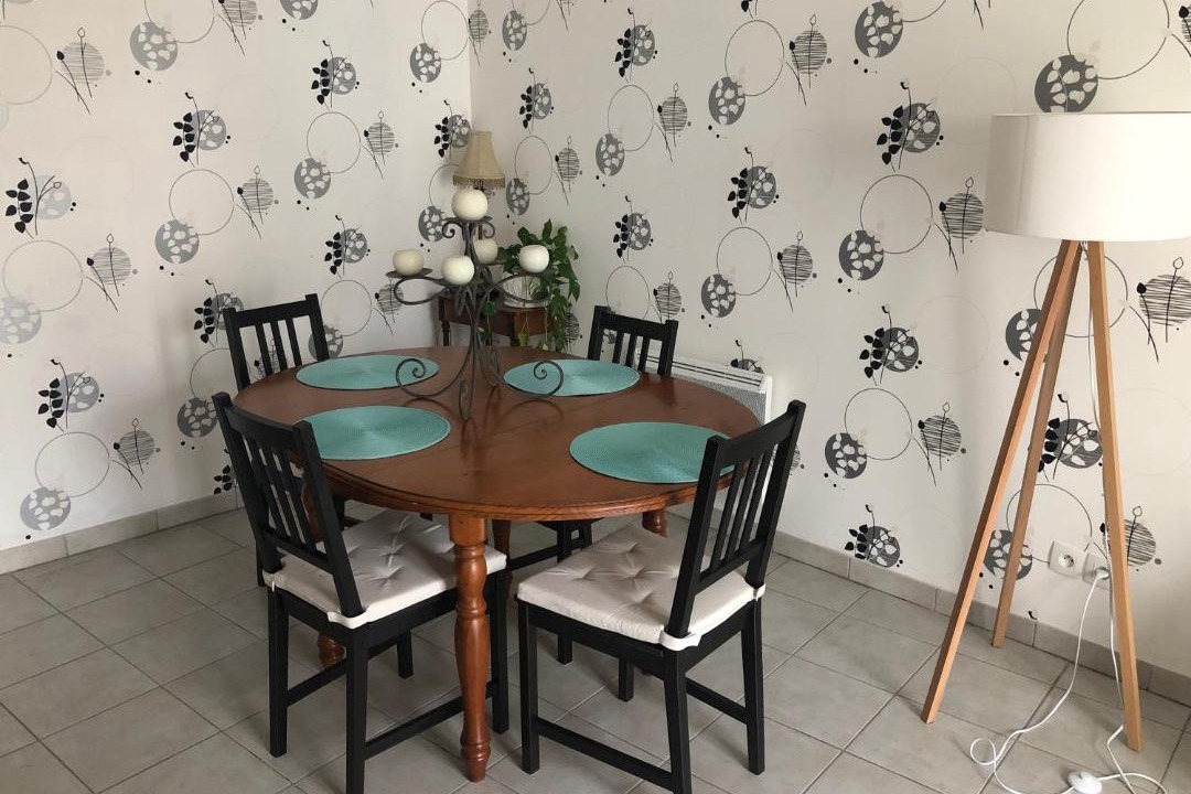 Photo of Others in Albert