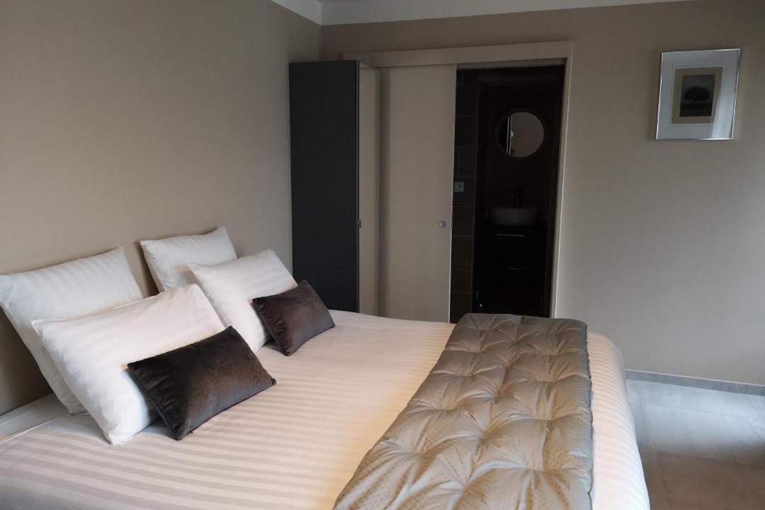 Photo of Bedroom in Saint-Aignan