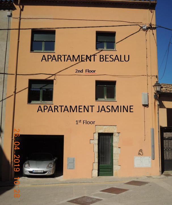 Photo of Buildings in Besalu