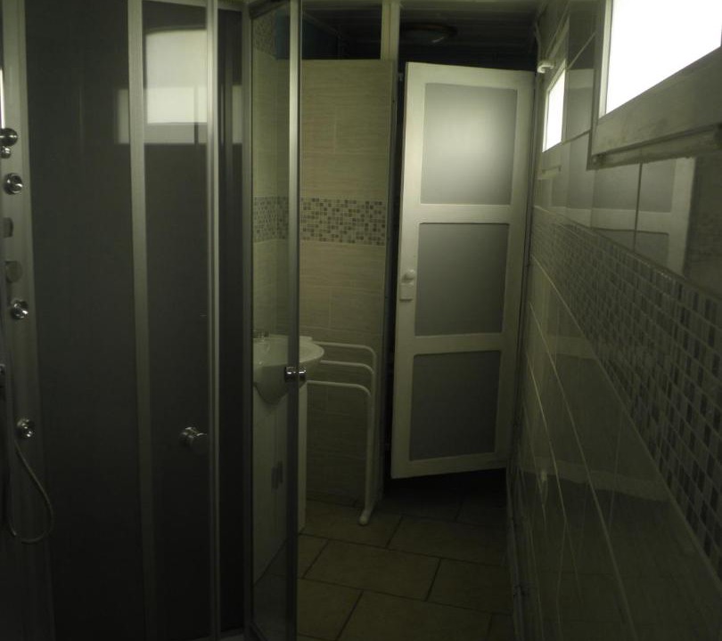 Photo of Bathroom in Tours-en-Vimeu