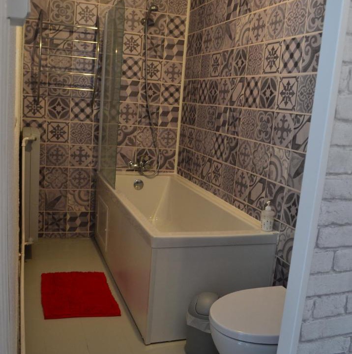 Photo of Others in Maury