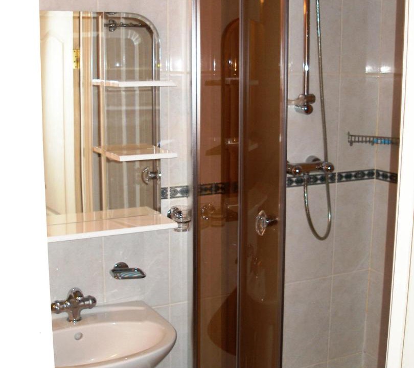 Photo of Bathroom in Net'inka