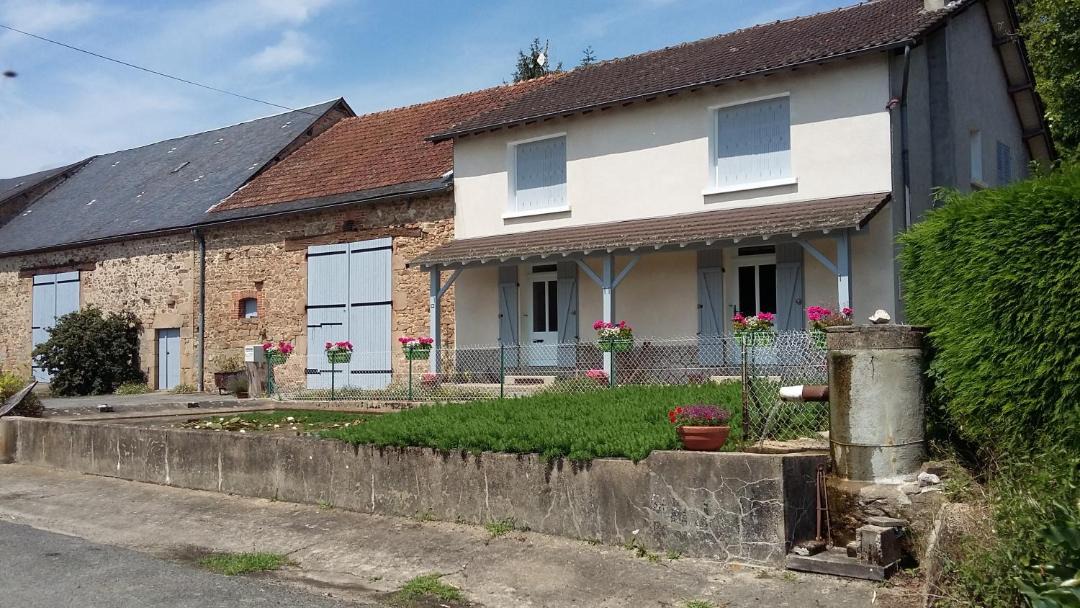 Photo of Others in Saint-Amand-Magnazeix