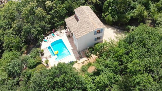 Photo of Others in Courry