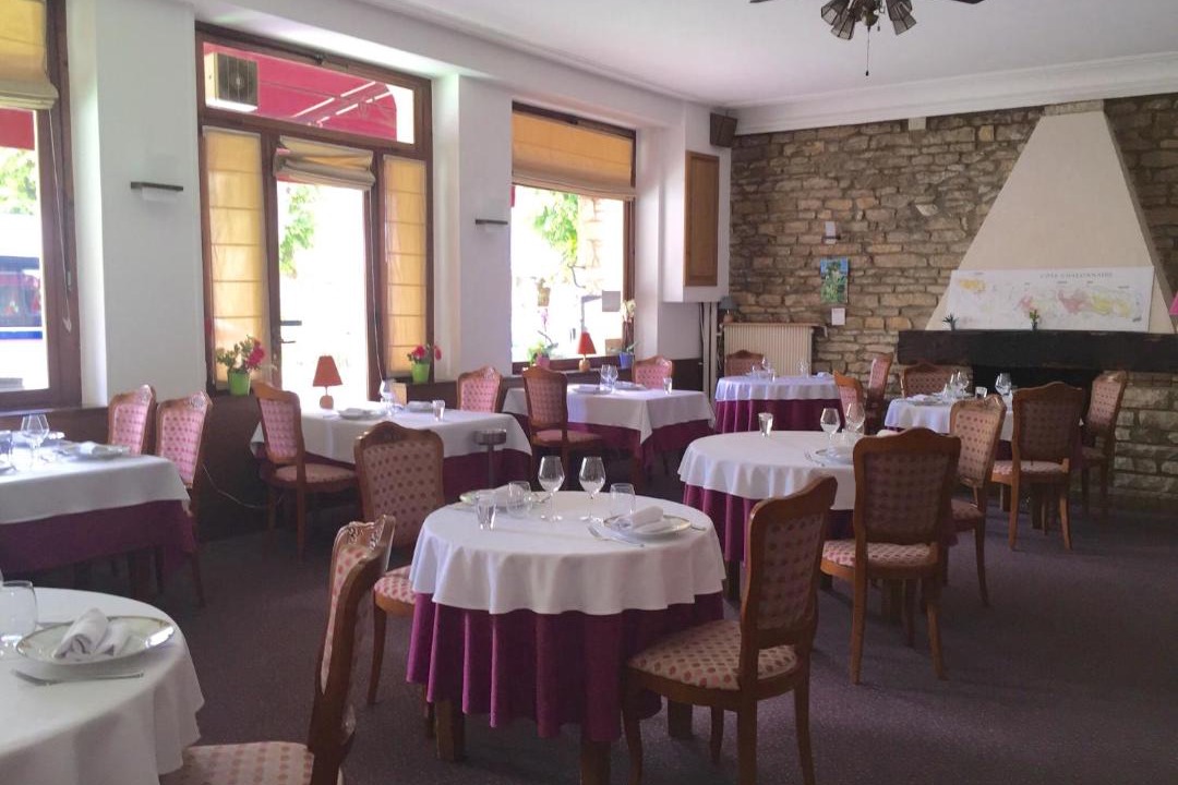 Photo of Others in Rully