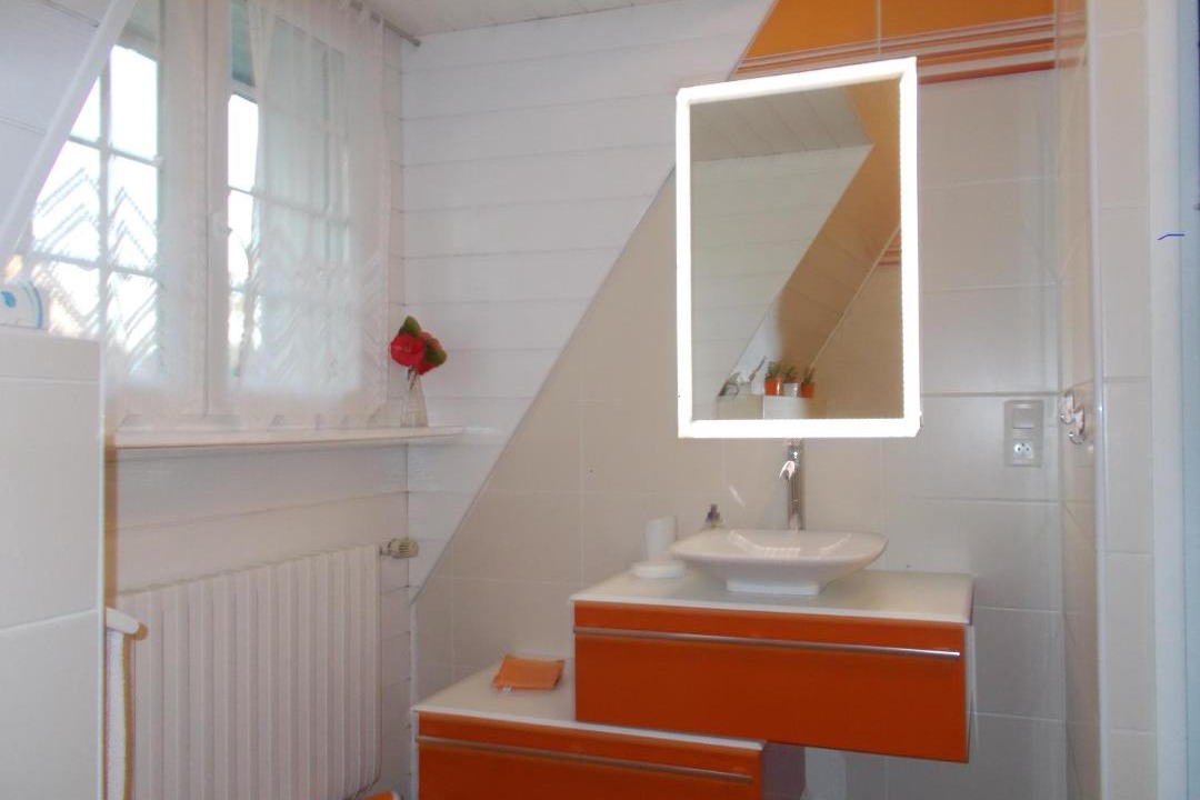 Photo of Bathroom in Plougrescant