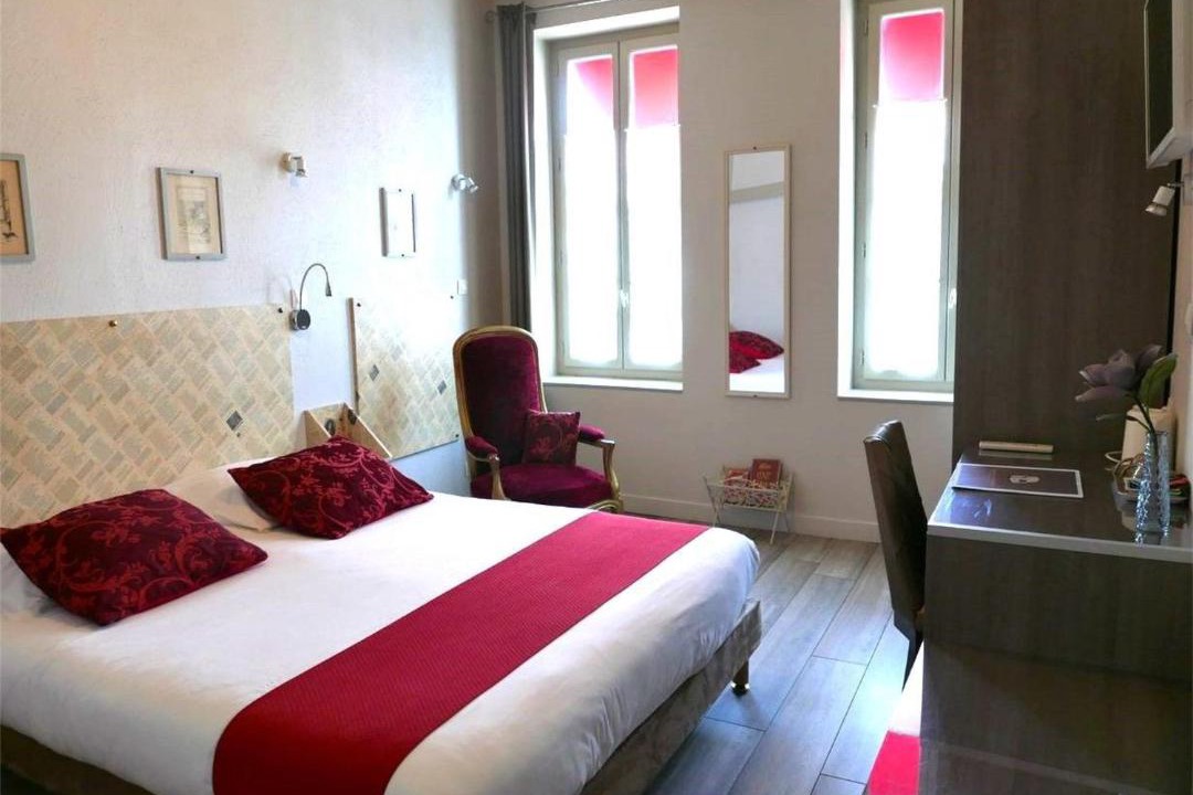 Photo of Others in La Charite-sur-Loire