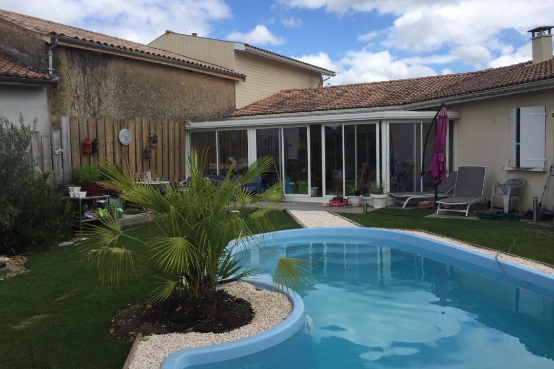 Photo of Others in Illats