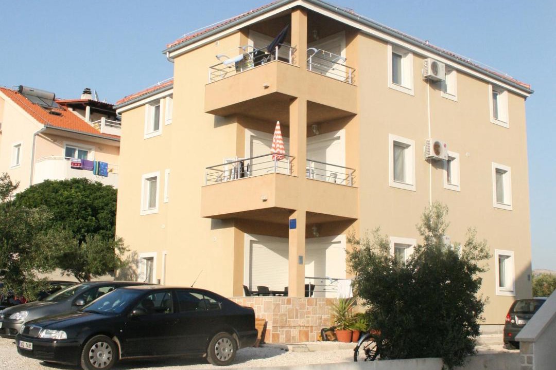 Photo of Others in Cove Makarac (Milna)