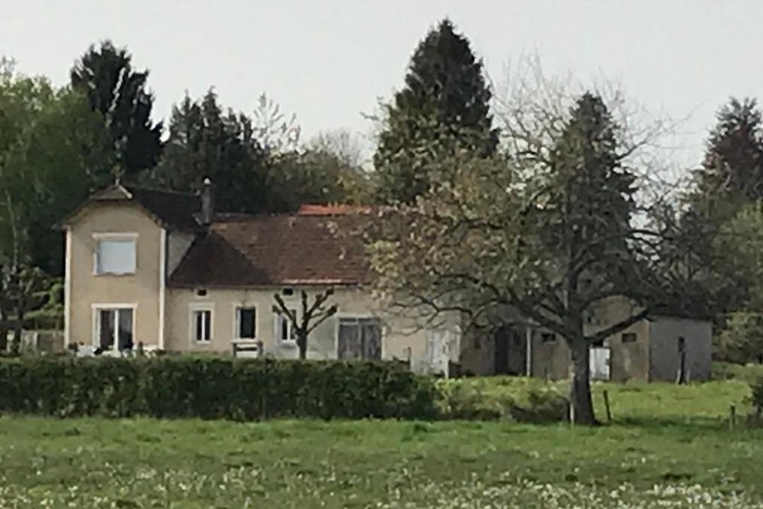 Photo of Buildings in Luzy