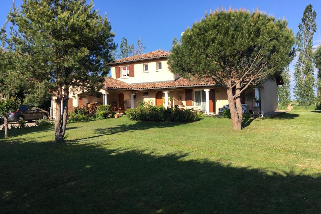 Photo of Others in Saint-Cyr-sur-le-Rhone