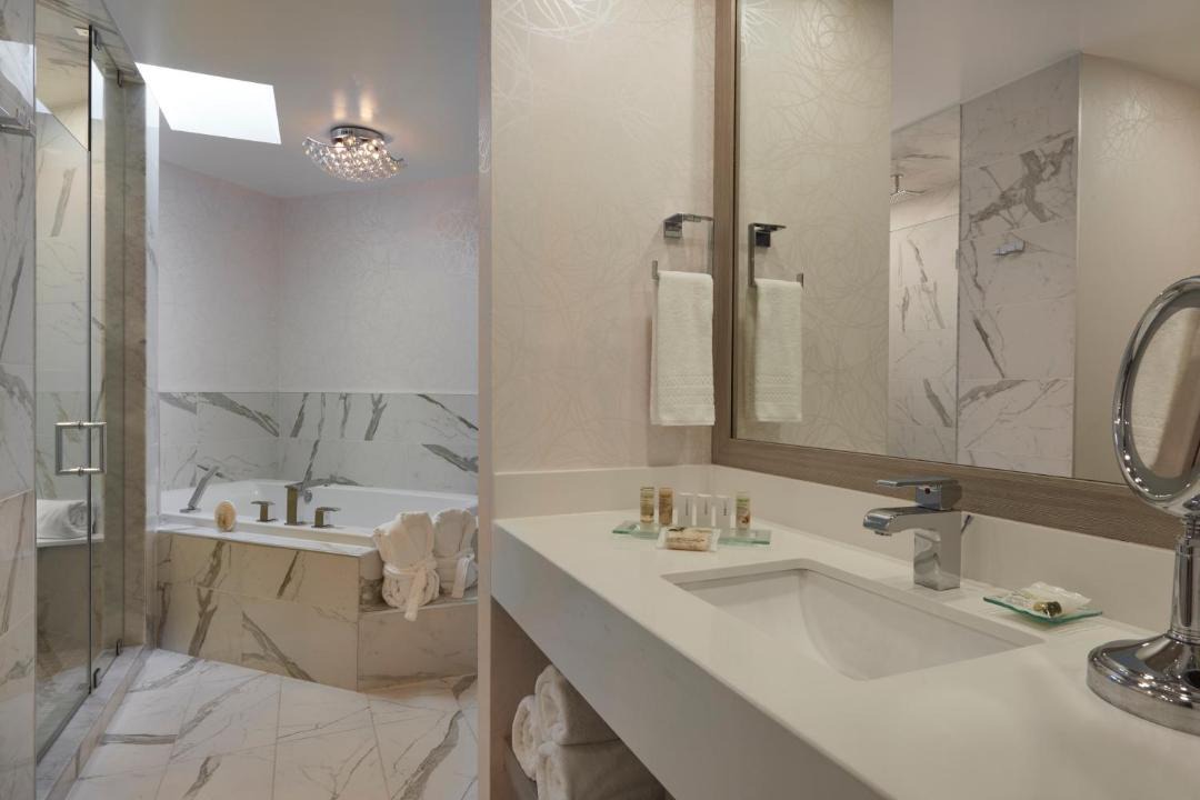 Photo of Bathroom in Glendale