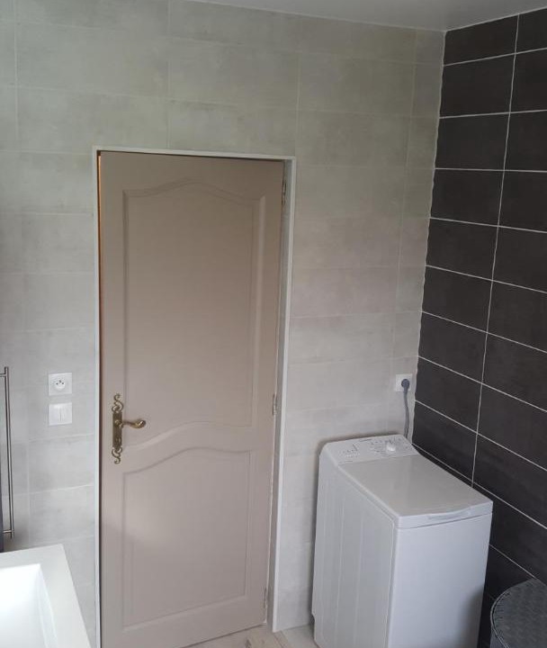 Photo of Others in Cereste