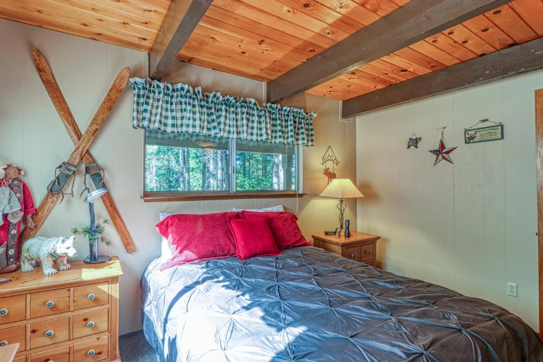 Photo of Bedroom in Arnold