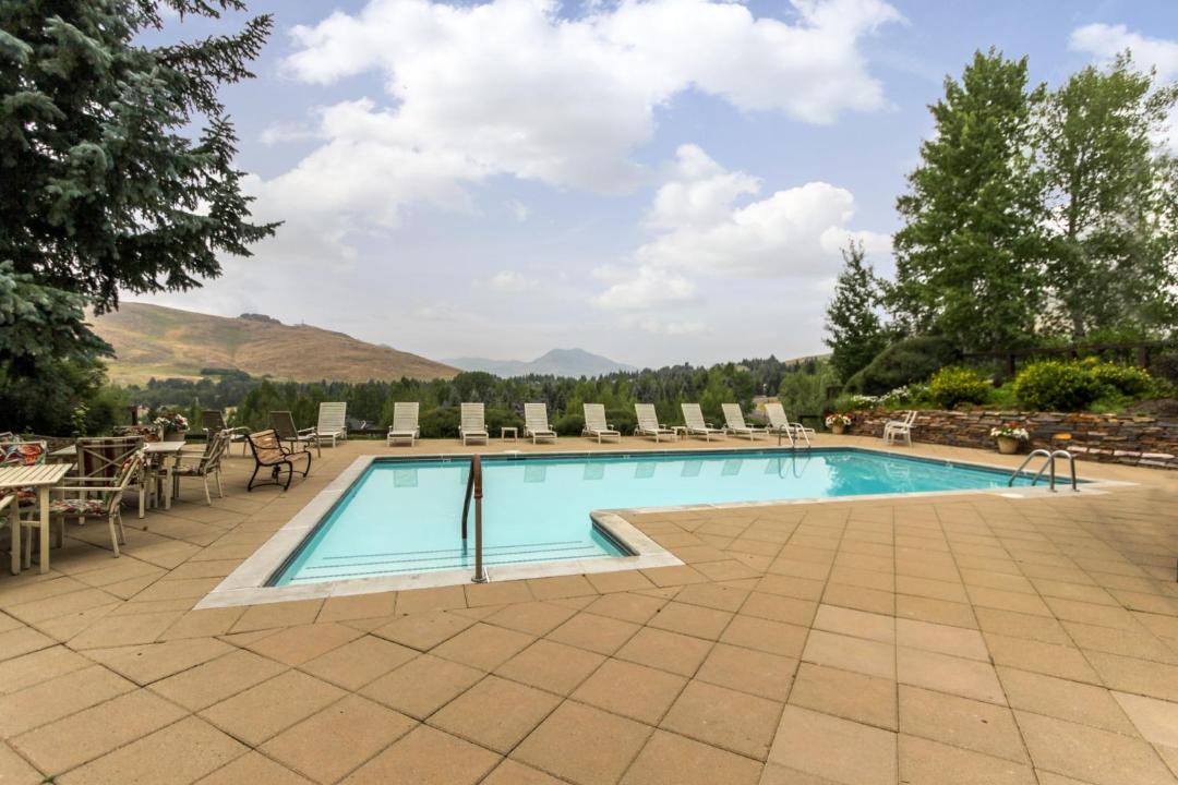 Photo of Others in Elkhorn Village