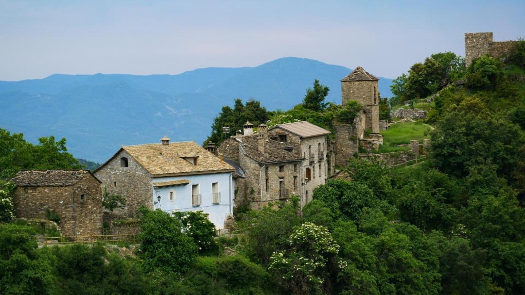 Photo of Buildings in Vio
