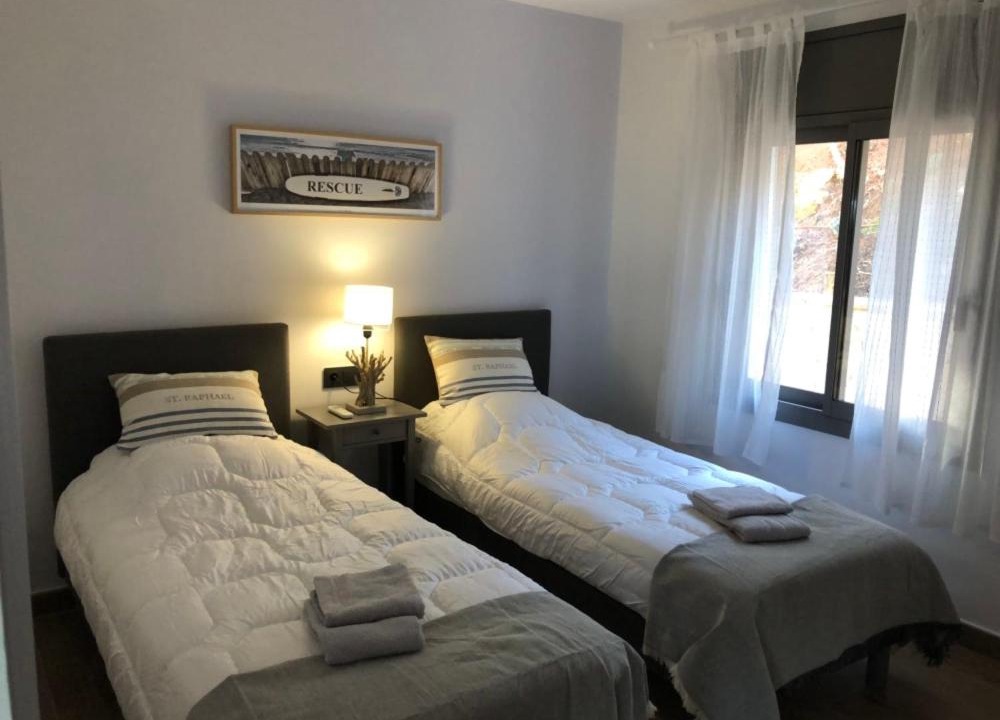 Photo of Bedroom in Pals