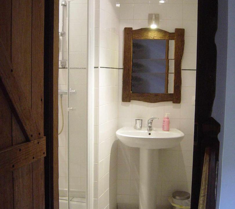 Photo of Bathroom in Lathus-Saint-Remy