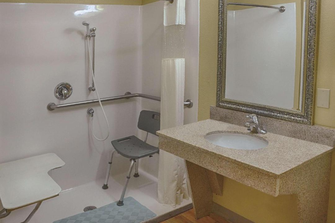 Photo of Others in Alice