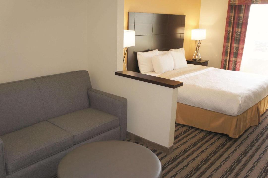 Photo of Others in Lincoln