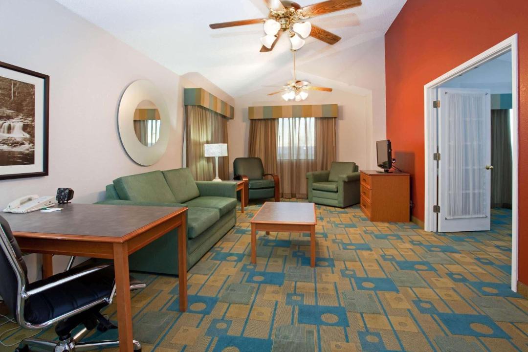 Photo of Livingroom in Cheyenne