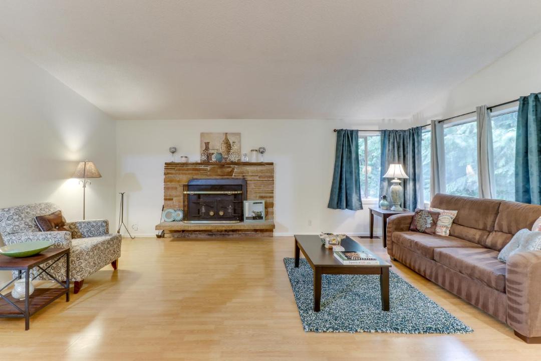 Photo of Livingroom in Bryn Mawr-Skyway