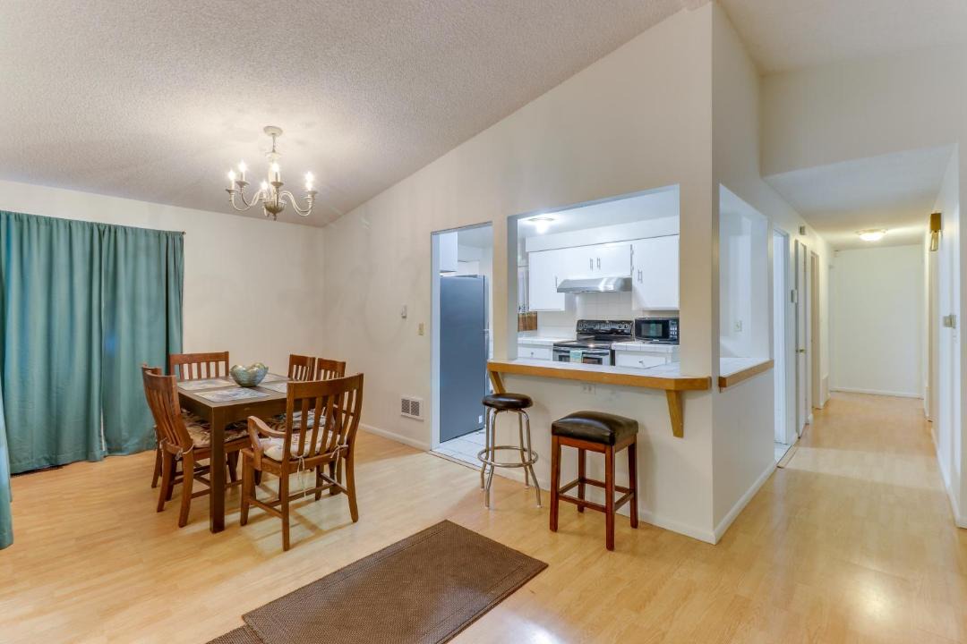 Photo of Livingroom in Bryn Mawr-Skyway