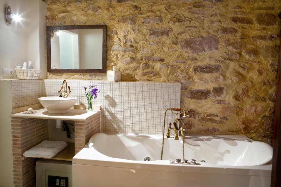 Photo of Bathroom in Torres Torres