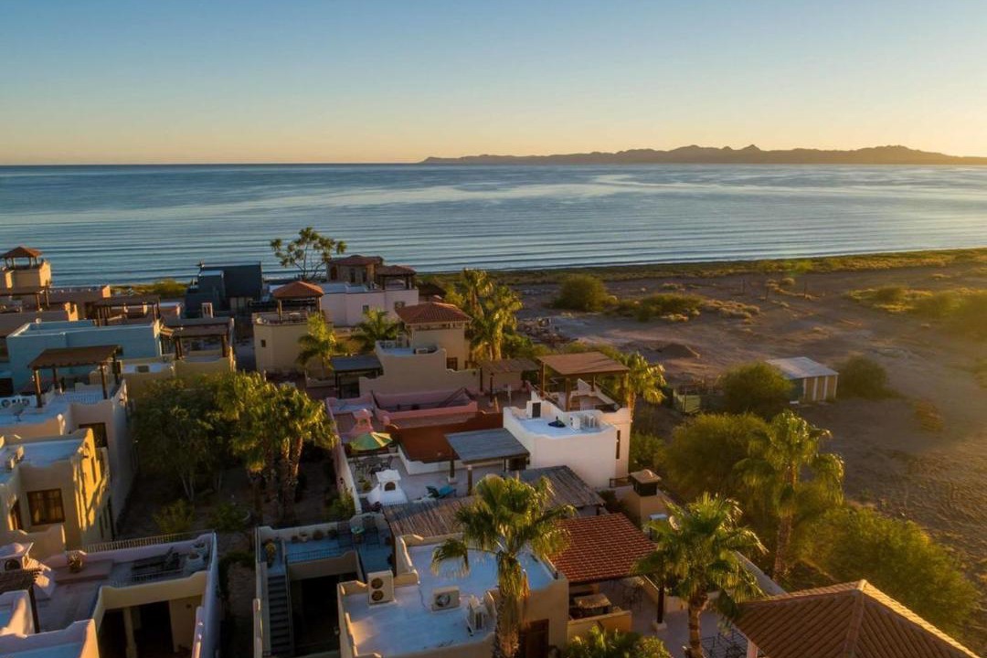 Photo of Others in Nopolo