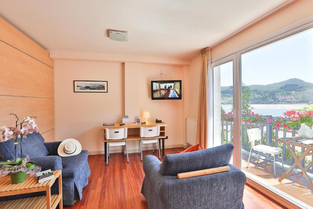 Photo of Others in Mundaka