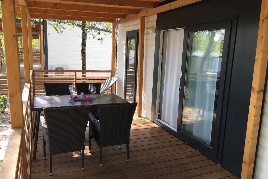 Photo of Patio Balcony in Zelena
