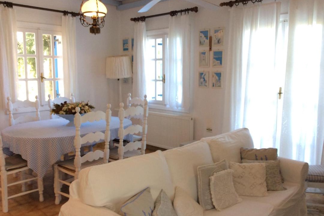 Photo of Livingroom in Evreti