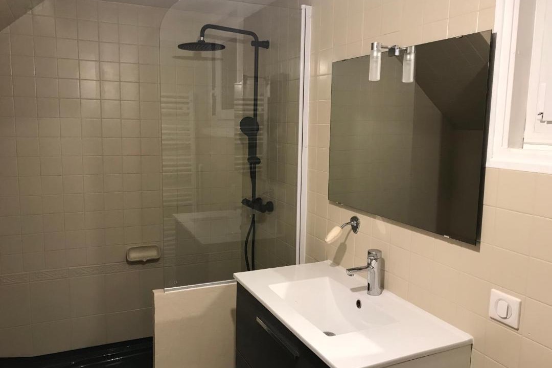 Photo of Bathroom in Saint-Paul-en-Pareds