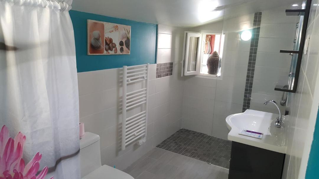 Photo of Bathroom in Sainte-Eulalie-en-Born