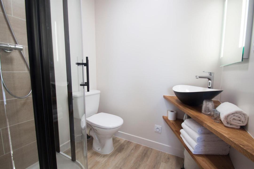 Photo of Bathroom in Couffe