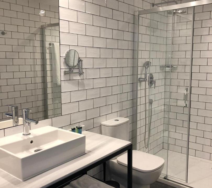 Photo of Bathroom in Lloret Town Center