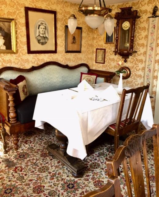 Photo of Others in Lasby