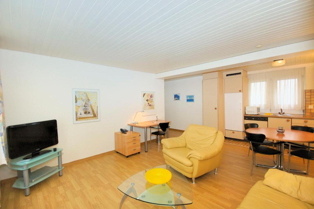 Photo of Livingroom in Center