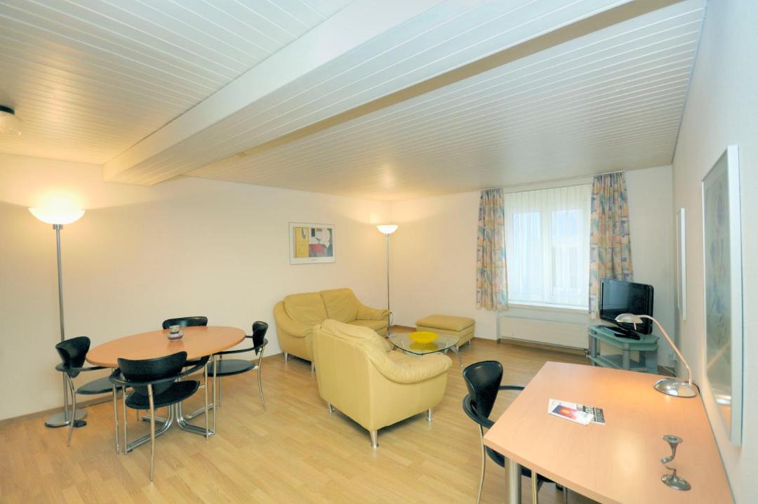 Photo of Livingroom in Center