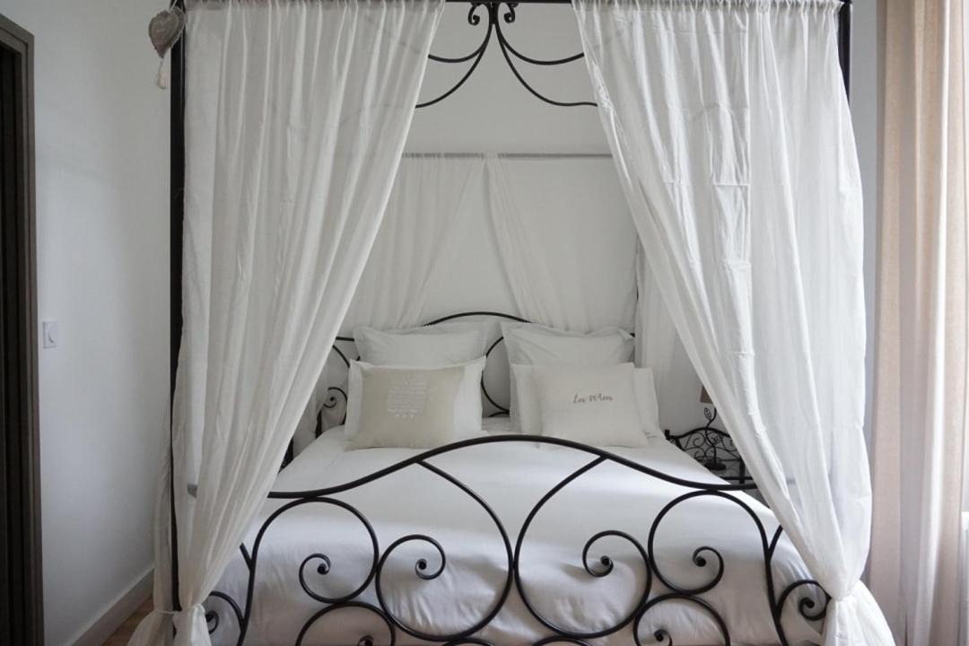 Photo of Others in La Chaussee-Saint-Victor