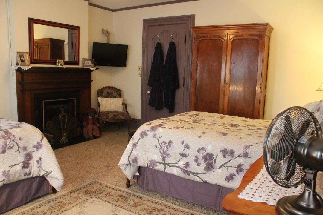 Photo of Bedroom in Erie
