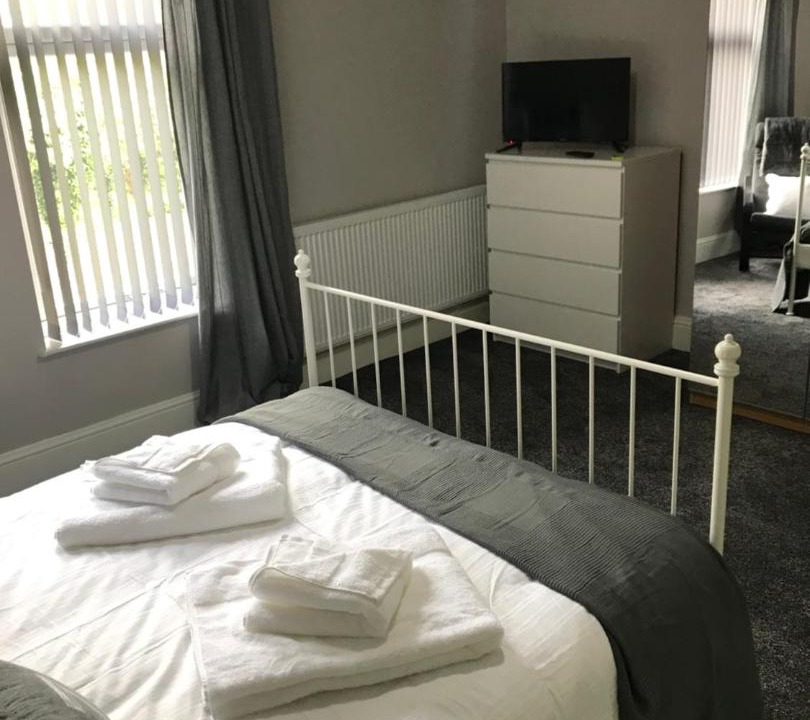 Photo of Bedroom in Ellesmere Port