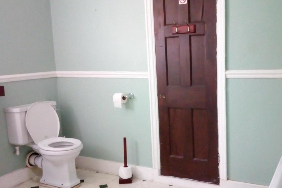 Photo of Bathroom in Broxbourne