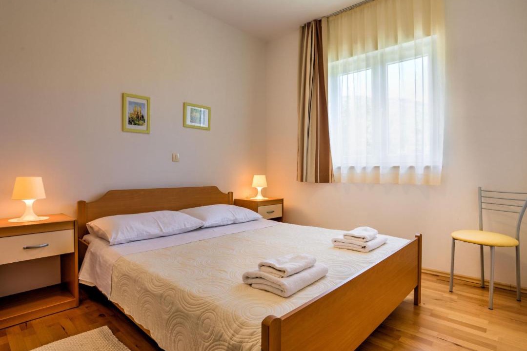 Photo of Bedroom in Brsec