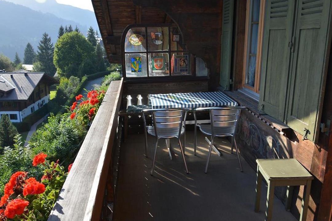 Photo of Patio Balcony in Zweisimmen Nr Gstaad