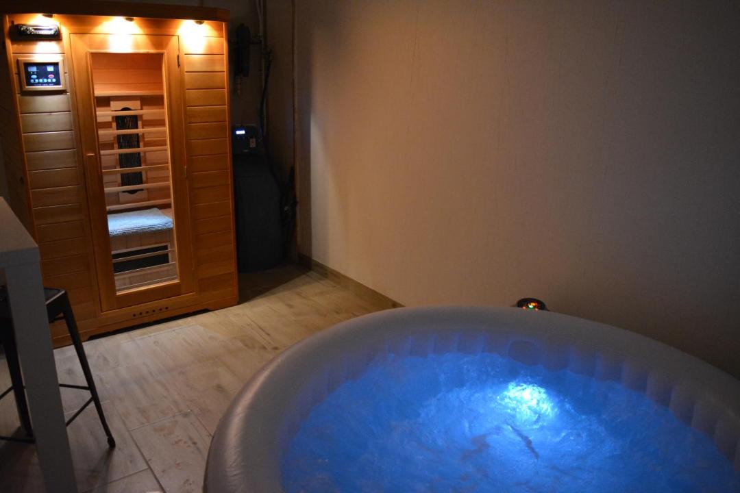 Photo of Others in Rully