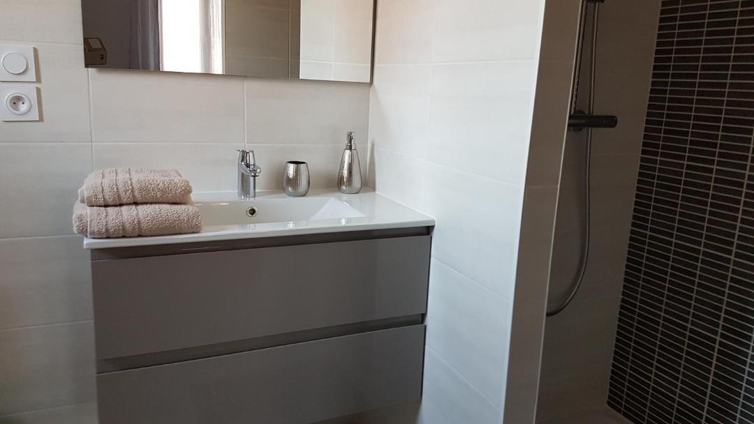 Photo of Others in Saint-Medard-d'Eyrans