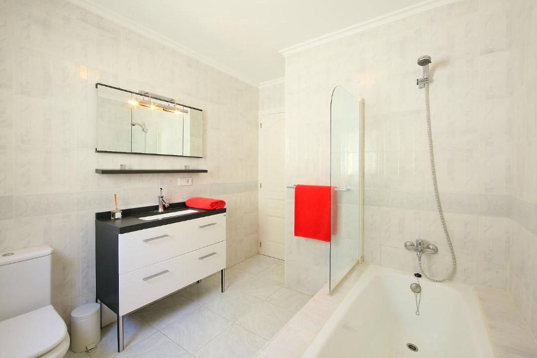 Photo of Bathroom in Benimeit